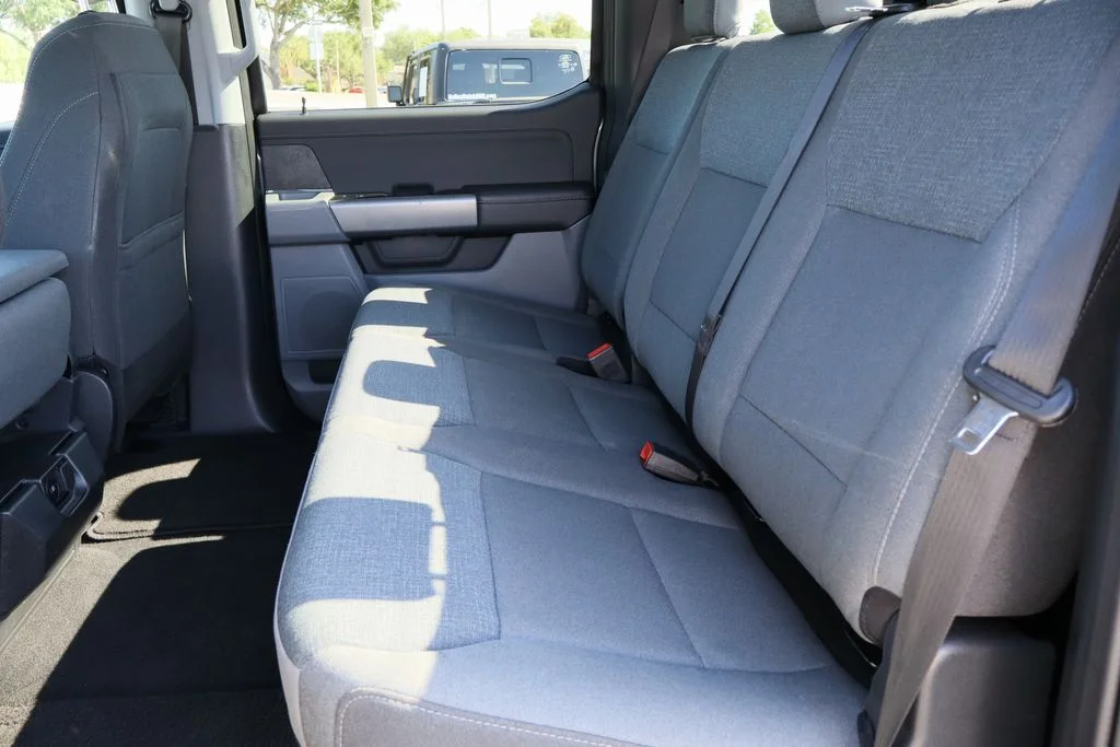 Used 2025 Gray Ford XLT image 24