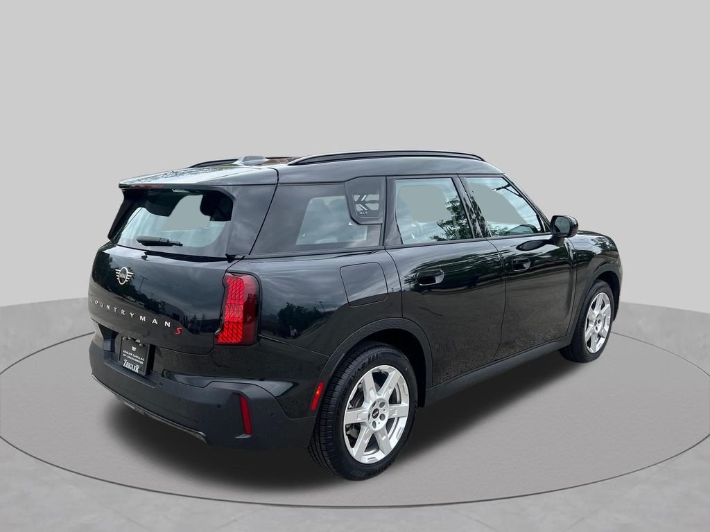 Used 2025 Black MINI Signature Plus image 6