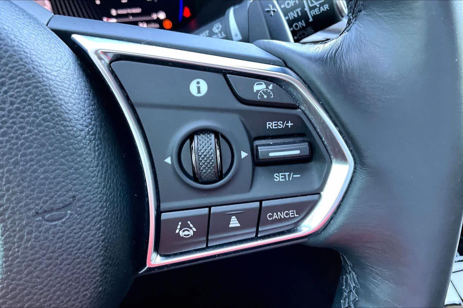 Used 2024 Platinum White Pearl Acura w/Advance Package image 22