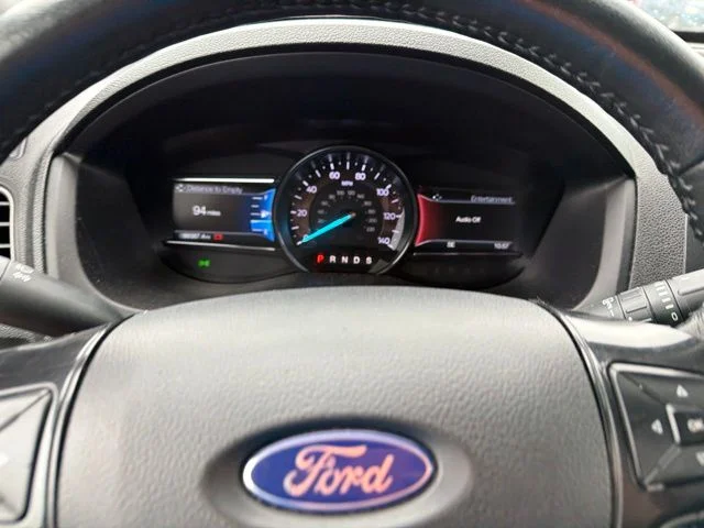 Used 2019 Oxford White Ford XLT image 12