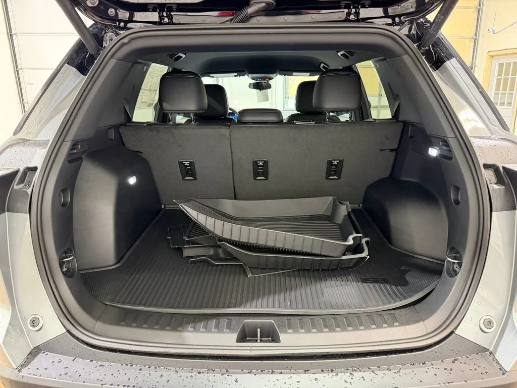 2027 Chevrolet Equinox LT - Photo 35