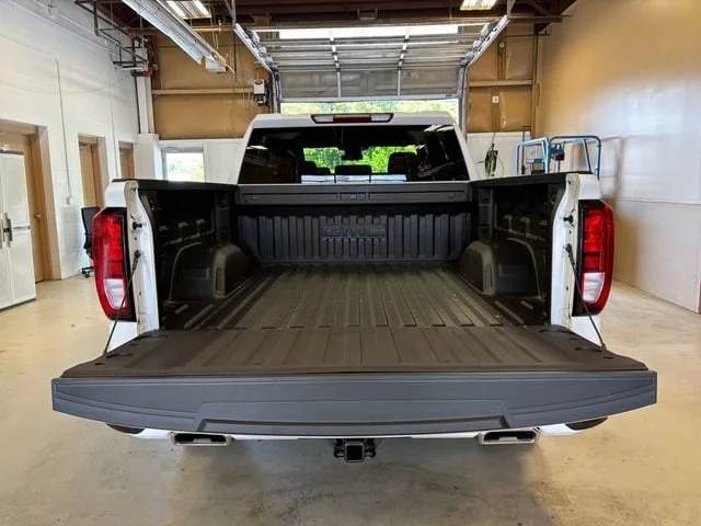 New 2026 Summit White GMC Elevation image 17