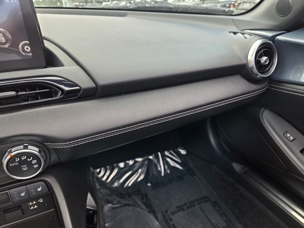 Used 2021 Gray Mazda Grand Touring image 28