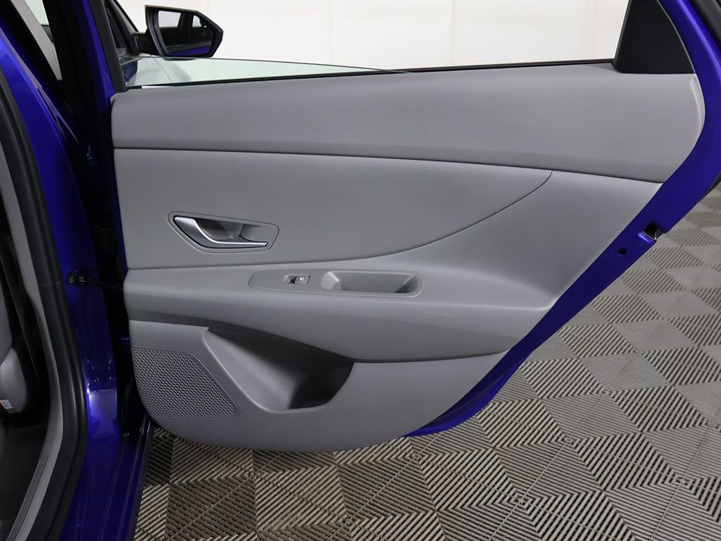 Used 2025 Blue Hyundai SE image 23