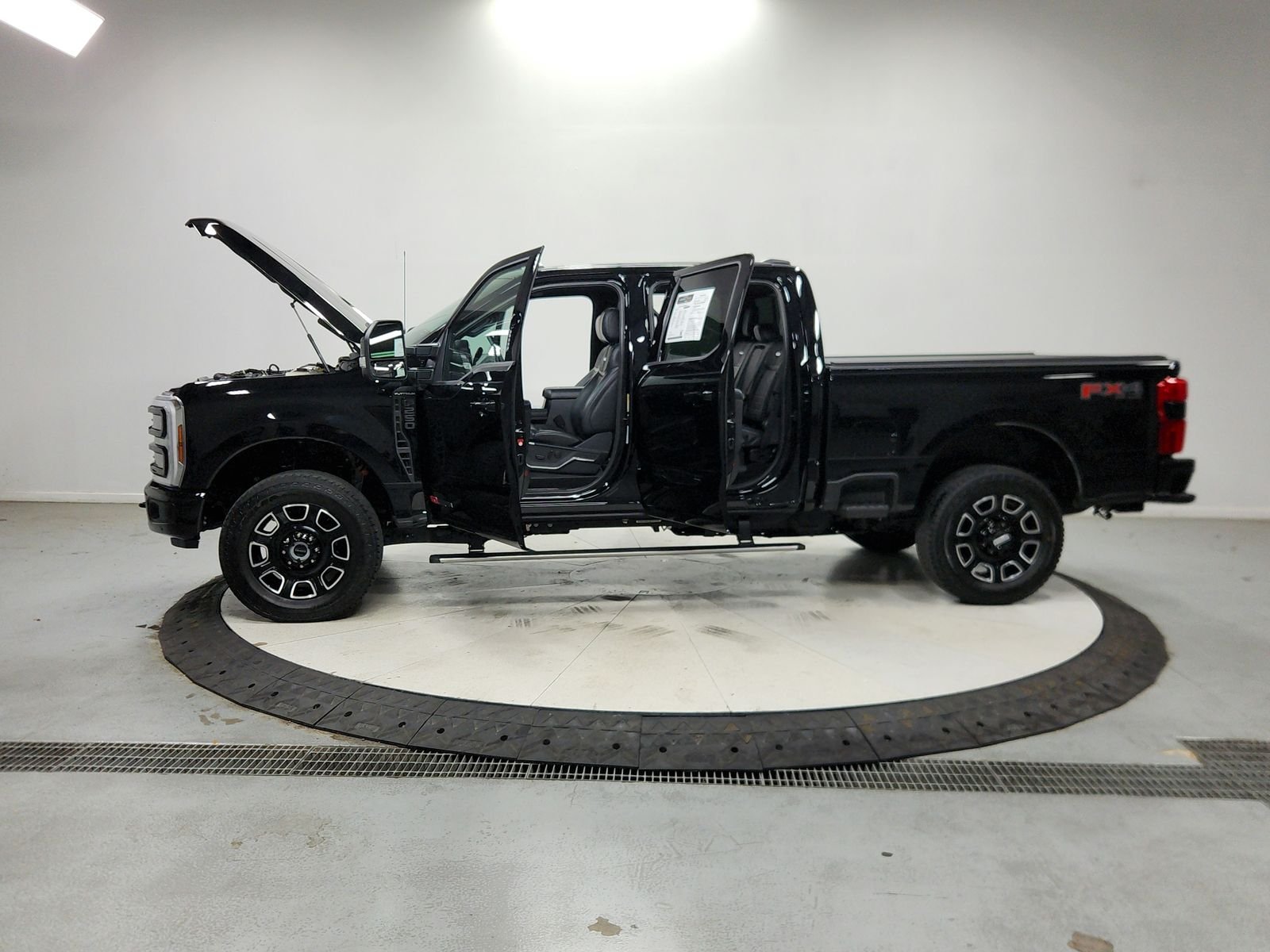 Used 2026 Agate Black Ford Platinum image 13