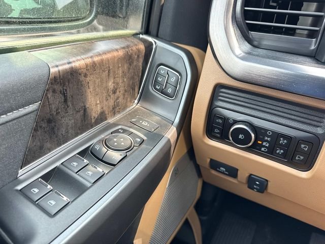 2025 Ford F-350 Super Duty Lariat - Photo 16
