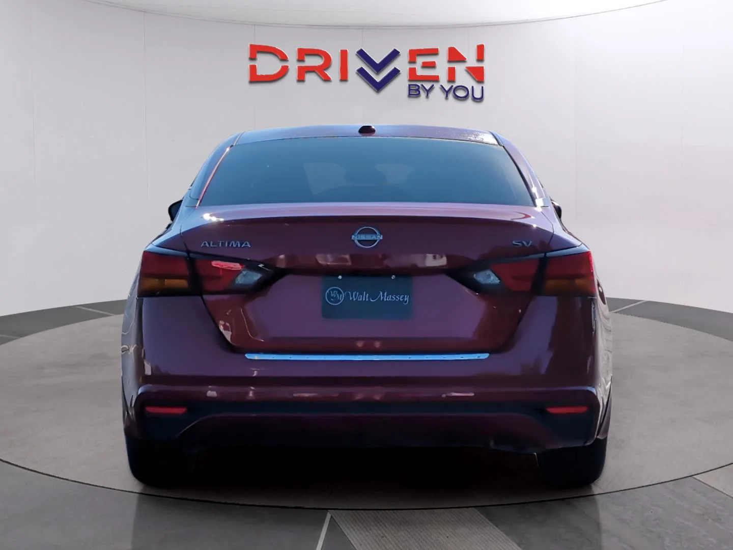 Used 2023 Scarlet Ember Tintcoat Nissan 2.5 SV image 4