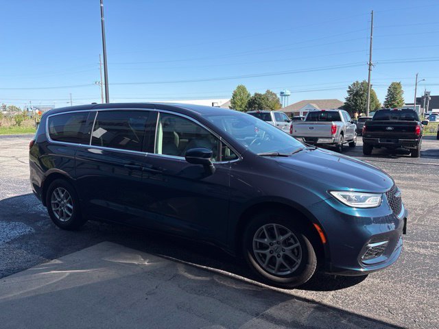 Used 2023 Blue Chrysler Touring L image 7