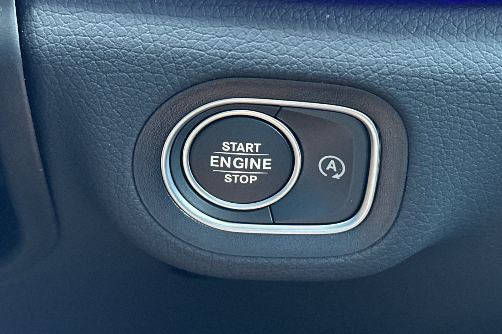 New 2026 White Mercedes-Benz GLS 450 image 24