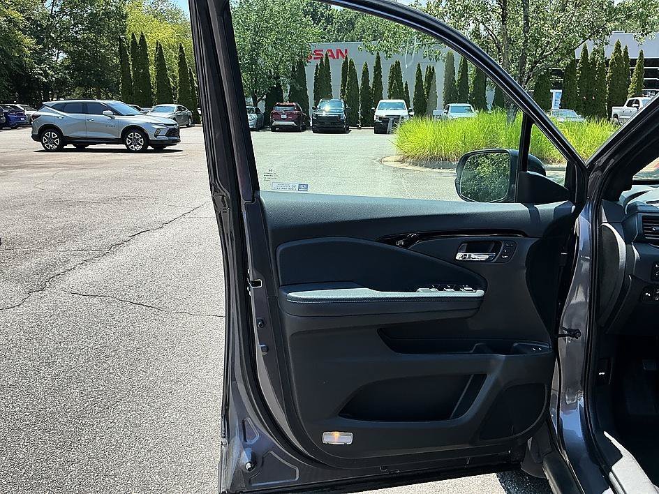 Used 2021 Gray Honda Touring image 11