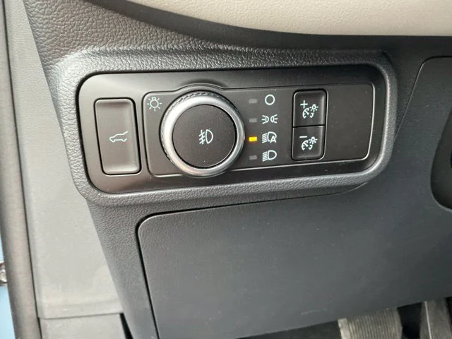 New 2026 Vapor Blue Metallic Ford Active image 32