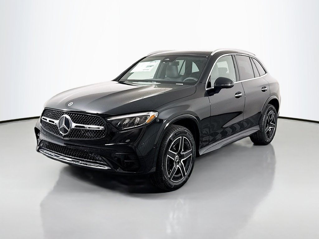 New 2026 Black Mercedes-Benz GLC 300 image 34