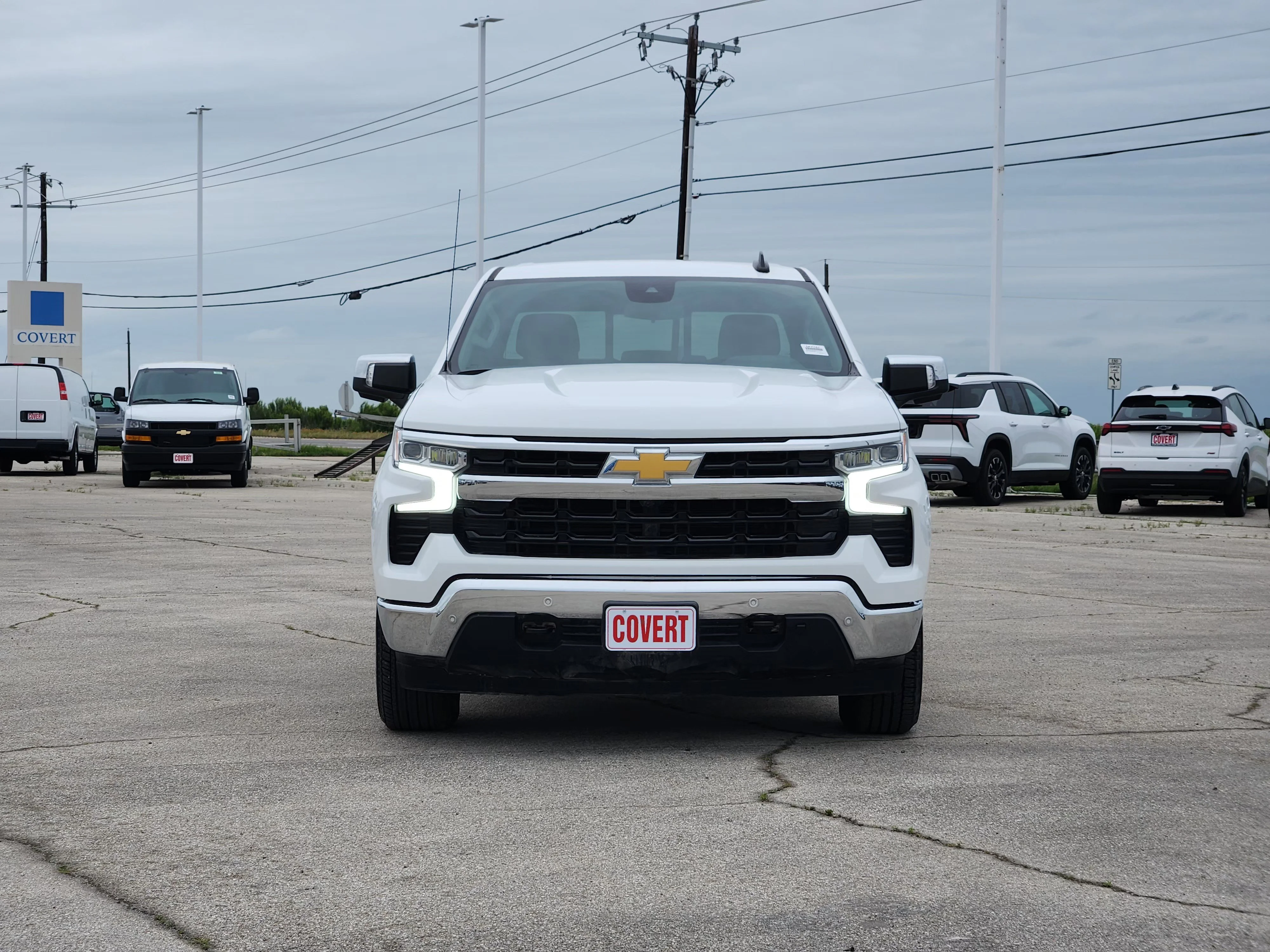 Used 2025 Summit White Chevrolet LT LT1 image 2