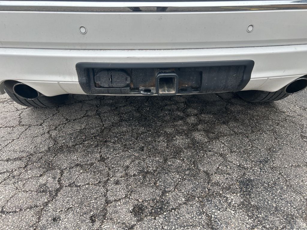Used 2019 White Jeep Overland image 7