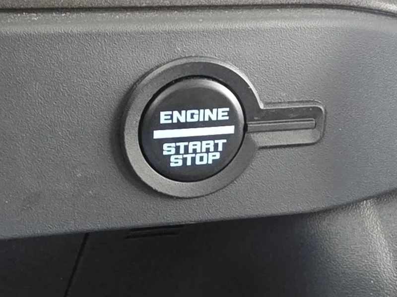 Used 2025 Shadow Black Ford Badlands image 18