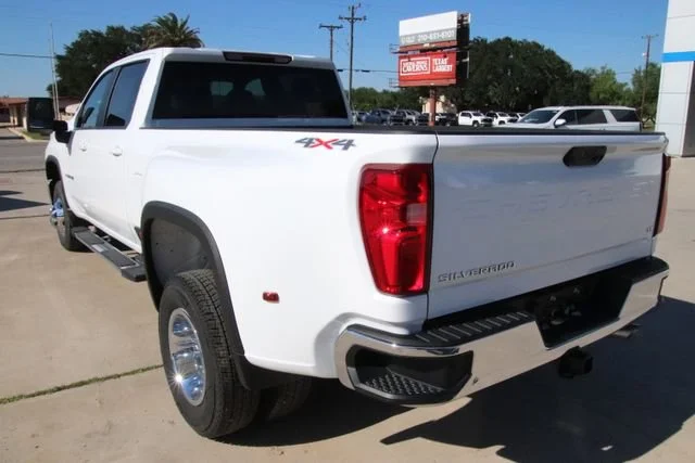 2026 Chevrolet Silverado 3500 HD LT - Photo 7