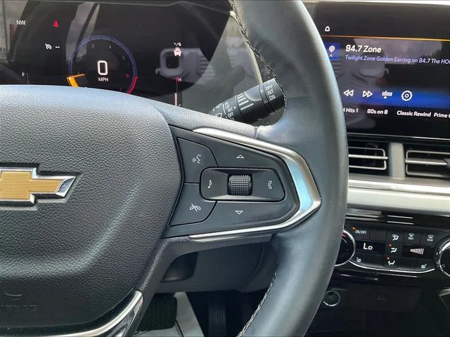 Used 2025 Gray Chevrolet LT image 14
