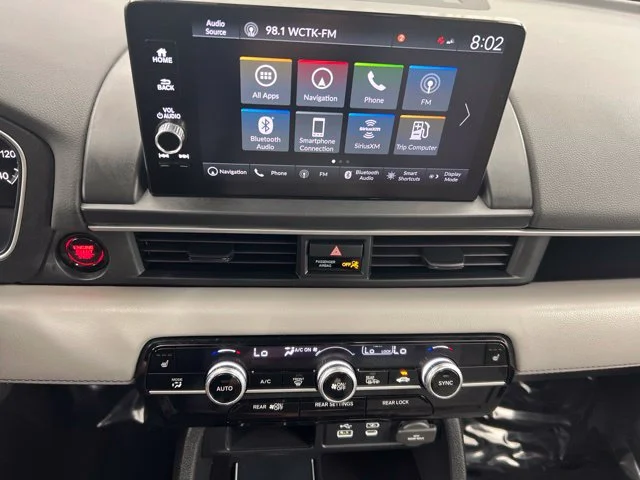 Used 2023 White Honda Touring image 18