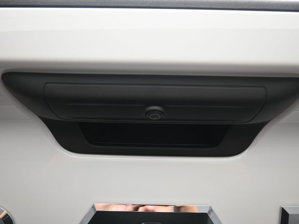 New 2026 Bright White Clearcoat RAM Tradesman image 10