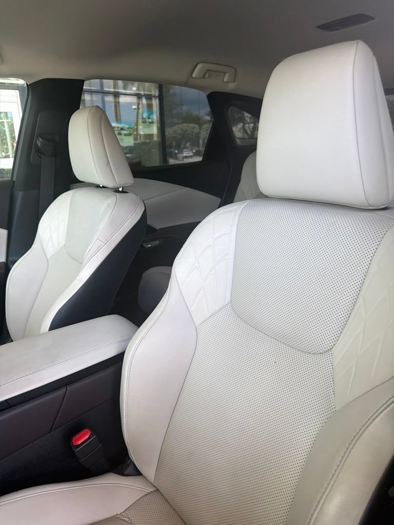 Used 2023 Green Pearl Lexus RX 350 image 4