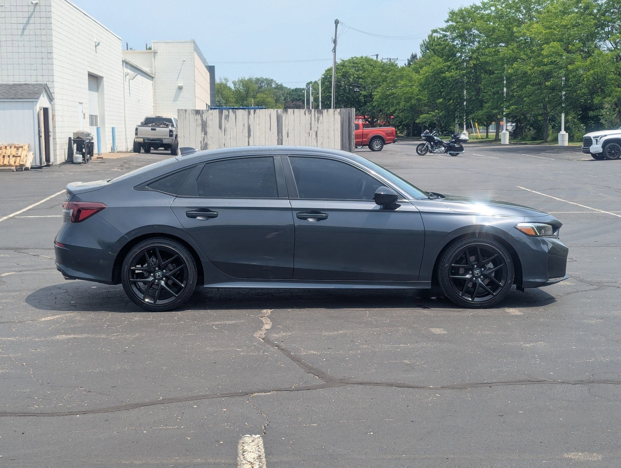 Certified Used 2025 Meteorite Gray Metallic Honda Sport image 7