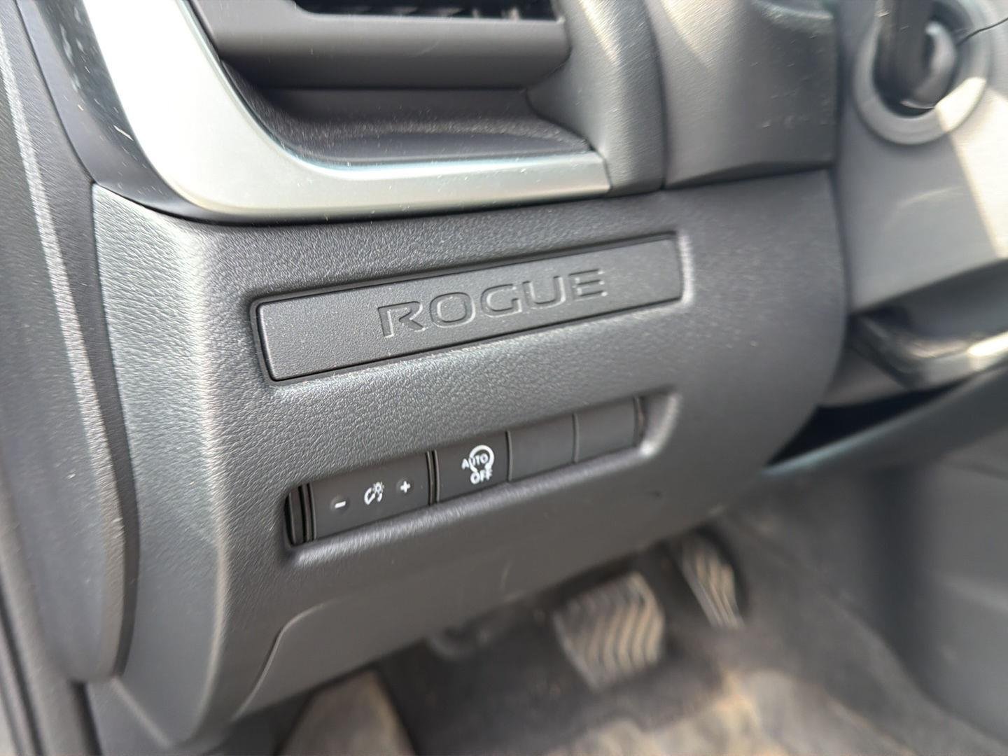 Certified Used 2026 Gun Metallic Nissan S image 28