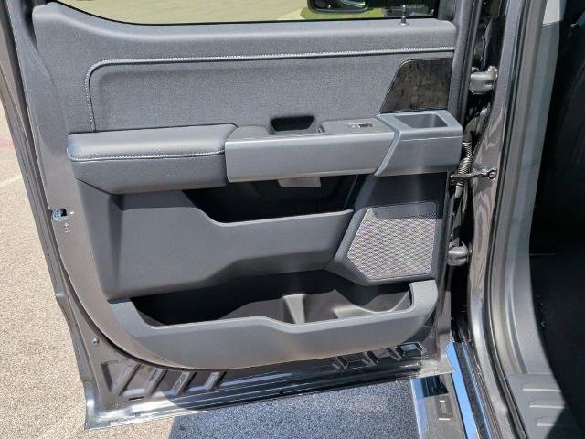 New 2026 Carbonized Gray Metallic Ford F-250® Lariat® image 90
