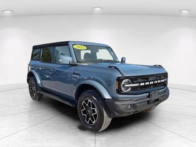 2023 Ford Bronco Outer Banks 4x4's photo