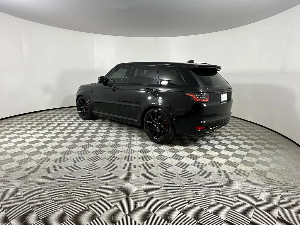 Used 2022 Black Land Rover SVR image 3