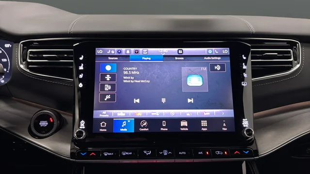 New 2026 High Gloss Black Exterior Paint Jeep Limited Reserve image 31