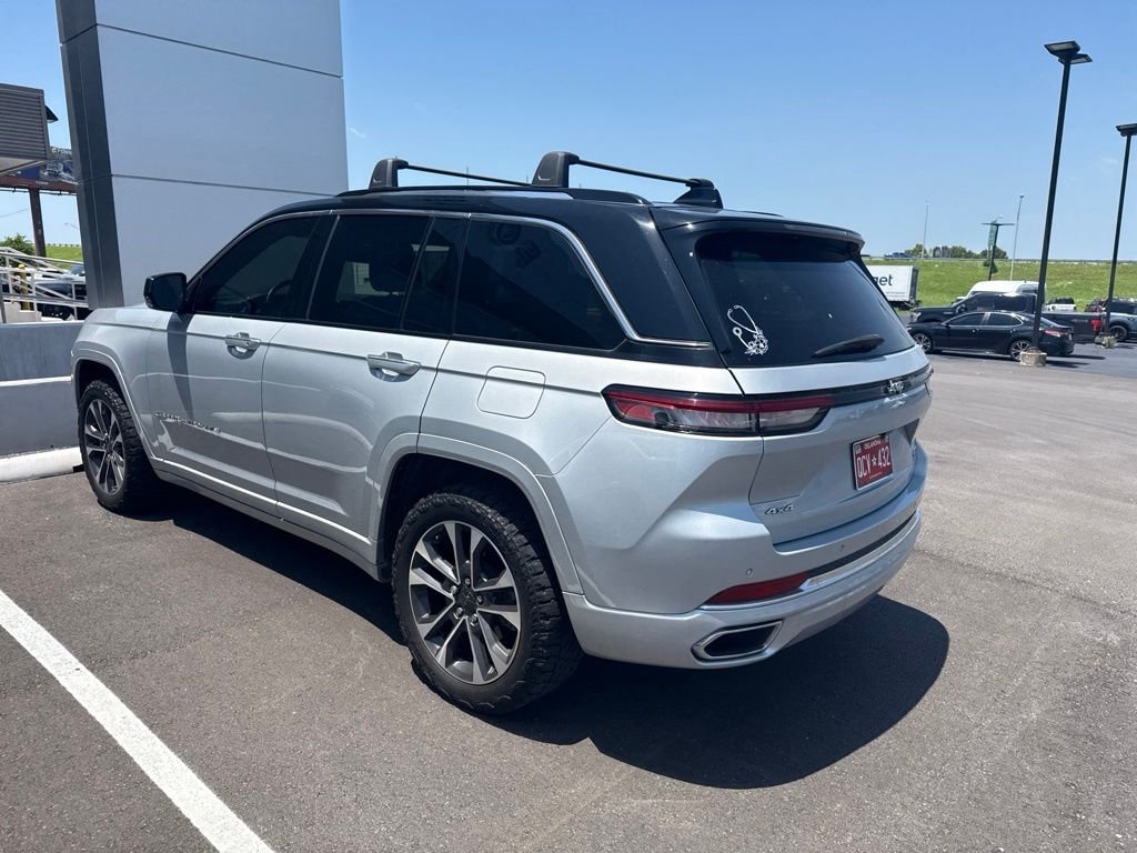 Used 2022 Silver Jeep Overland image 6
