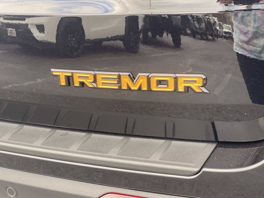 New 2026 Agate Black Metallic Ford Tremor® image 4