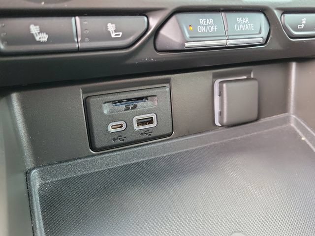 2021 Chevrolet Tahoe RST - Photo 31