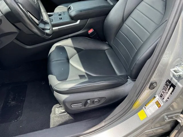 Used 2024 Silver Toyota XLE image 7