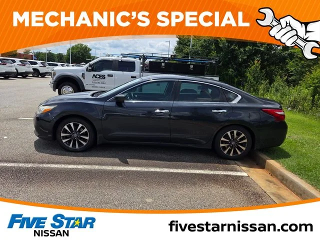 Used 2017 Blue Nissan 2.5 SV image 4