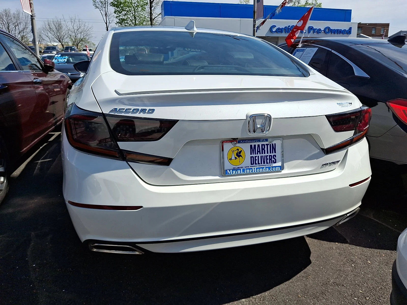 Used 2020 Platinum White Pearl Honda Sport image 4