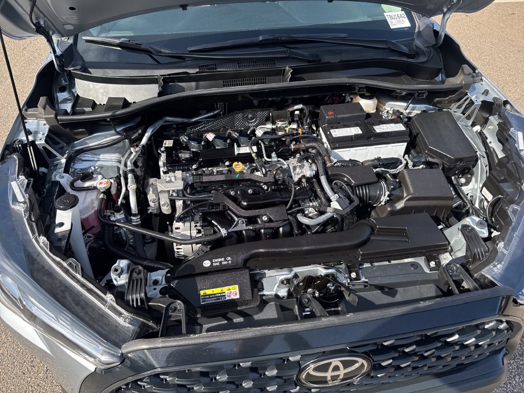 Certified Used 2025 Silver Toyota L image 46