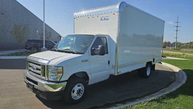 New 2027 Oxford White Ford Base image 7