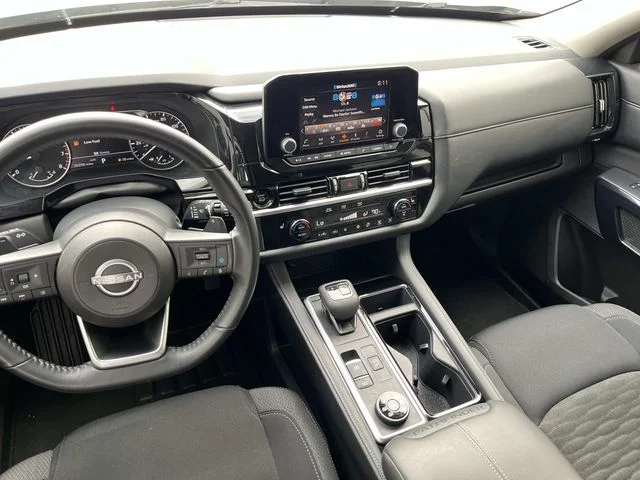 Used 2025 Silver Nissan SV image 13