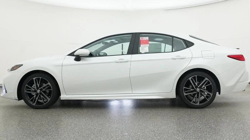 New 2026 Wind Chill Pearl Toyota XSE image 2