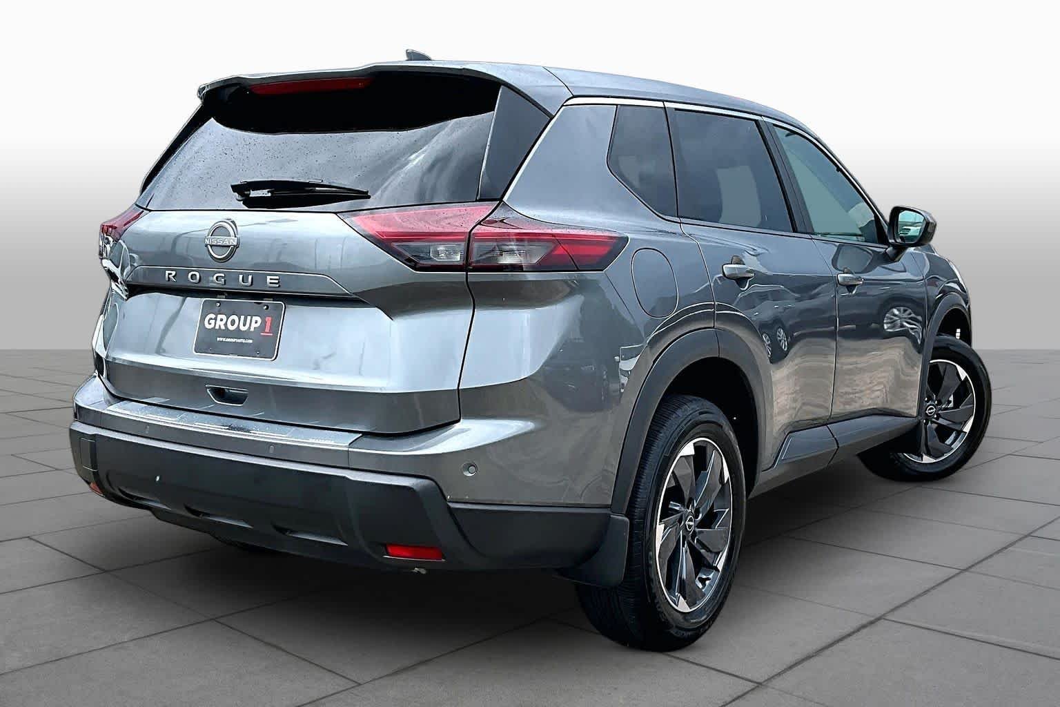 Used 2025 Gun Metallic Nissan SV image 13