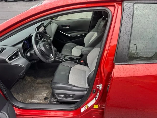 Used 2019  Toyota XSE image 12