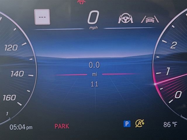 New 2026 MANUFAKTUR Alpine Grey Mercedes-Benz C 300 image 43
