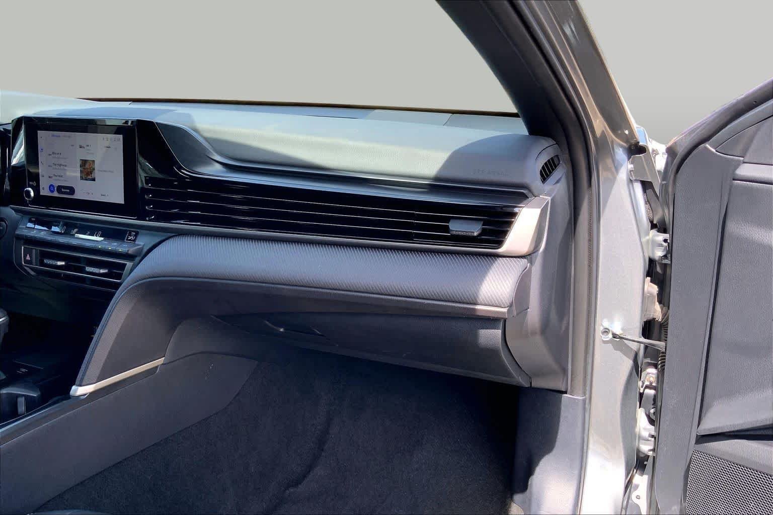 Used 2025 Heavy Metal Toyota SE image 18
