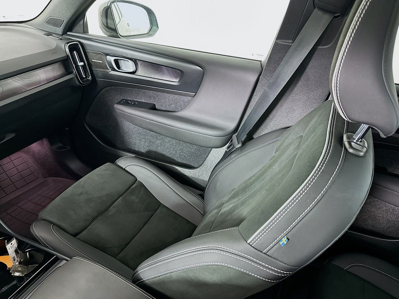 Used 2023 Gray Metallic Volvo Ultimate image 23
