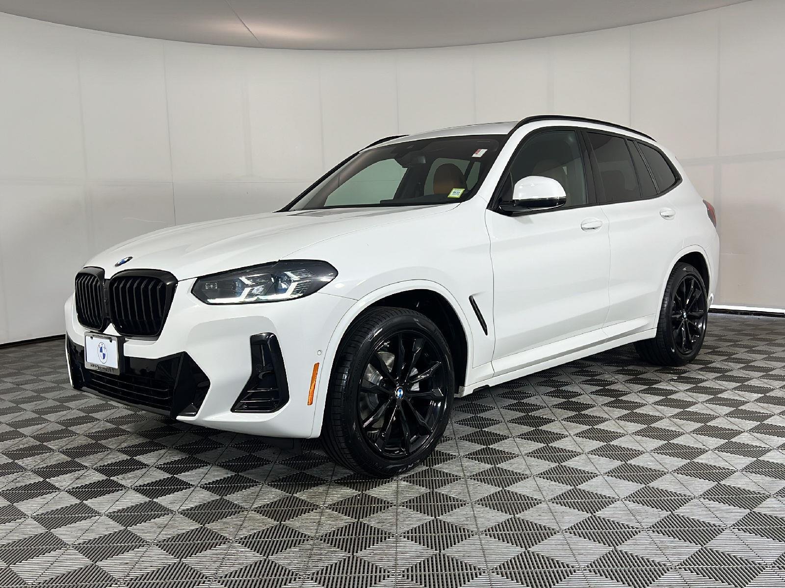 Used 2023 Alpine White BMW xDrive30i image 12
