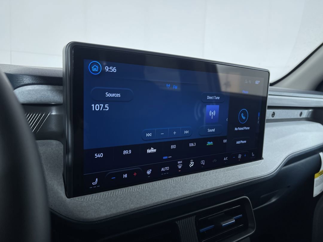 New 2026 Azure Gray Metallic Tri-Coat Ford XLT image 18
