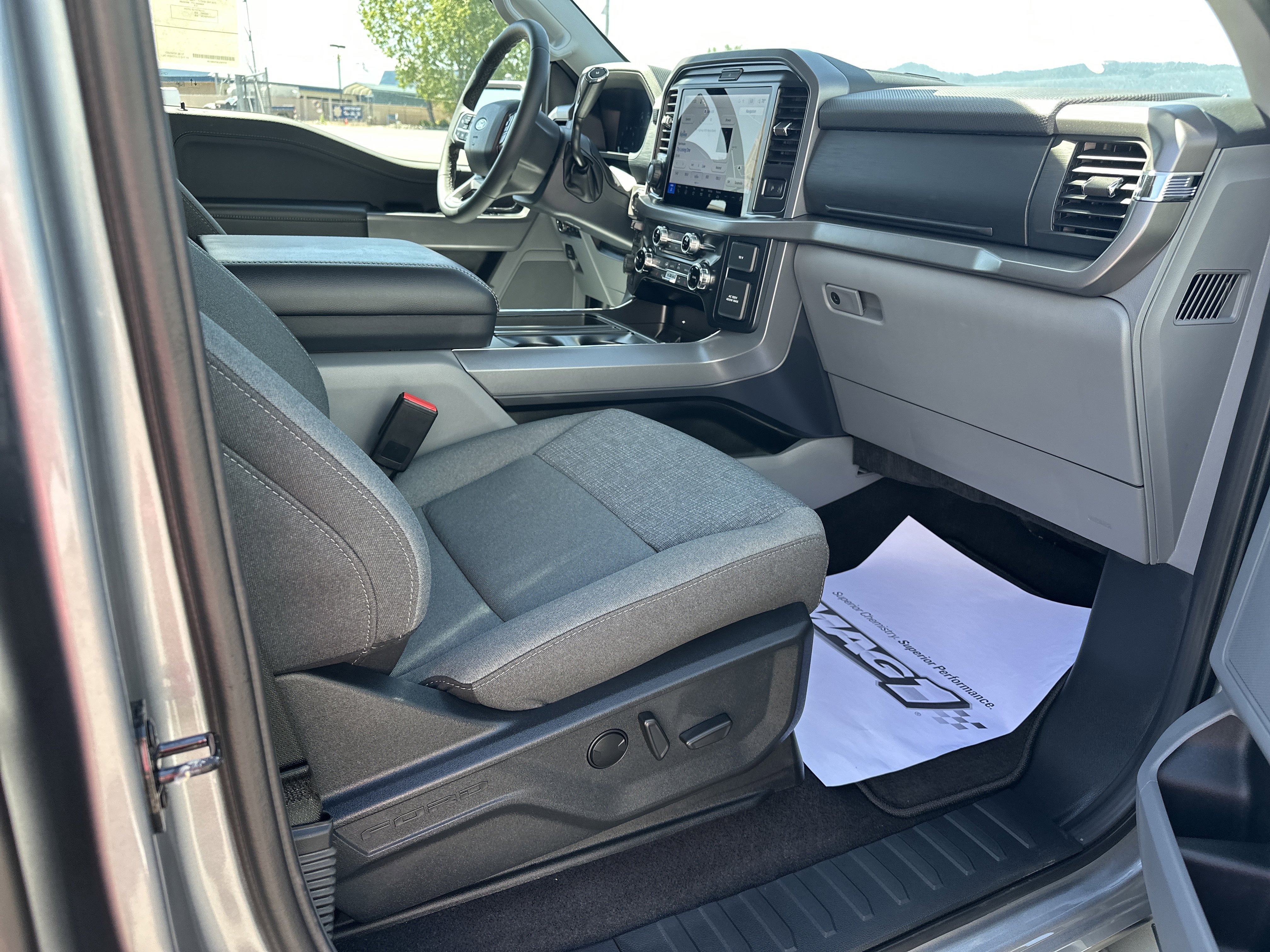 New 2026 Iconic Silver Metallic Ford XLT image 11