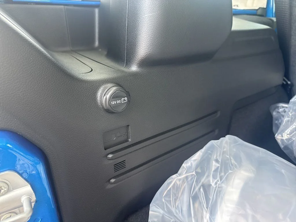 2025 Jeep Wrangler 4-Door Willys - Photo 39