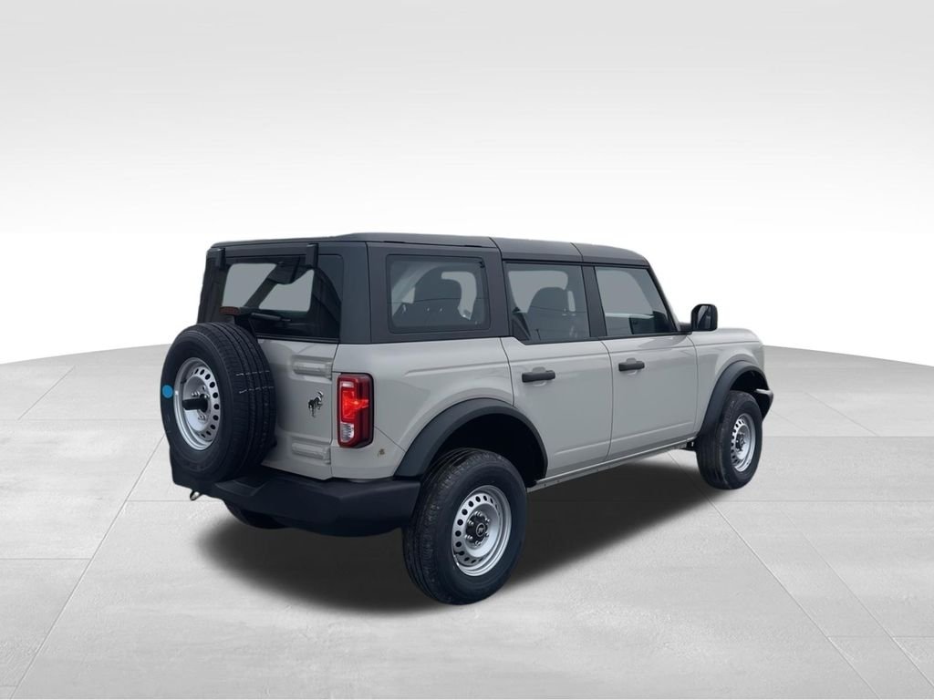 2025 Ford Bronco 4-Door Base - Photo 10